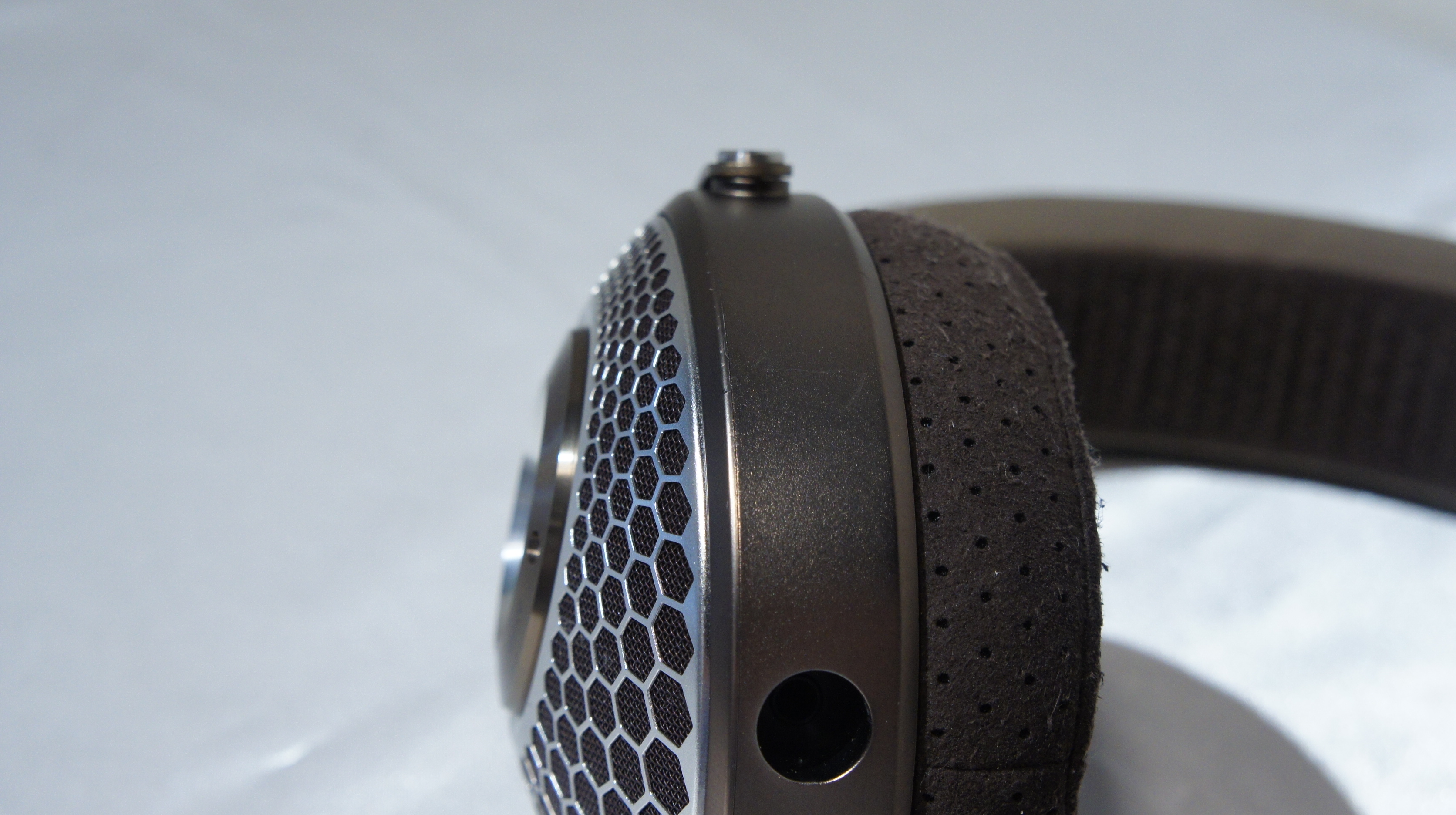 FOCAL フォーカル CLEAR MG ヘッドホン｜CAVIN 大阪屋 札幌オーディオ